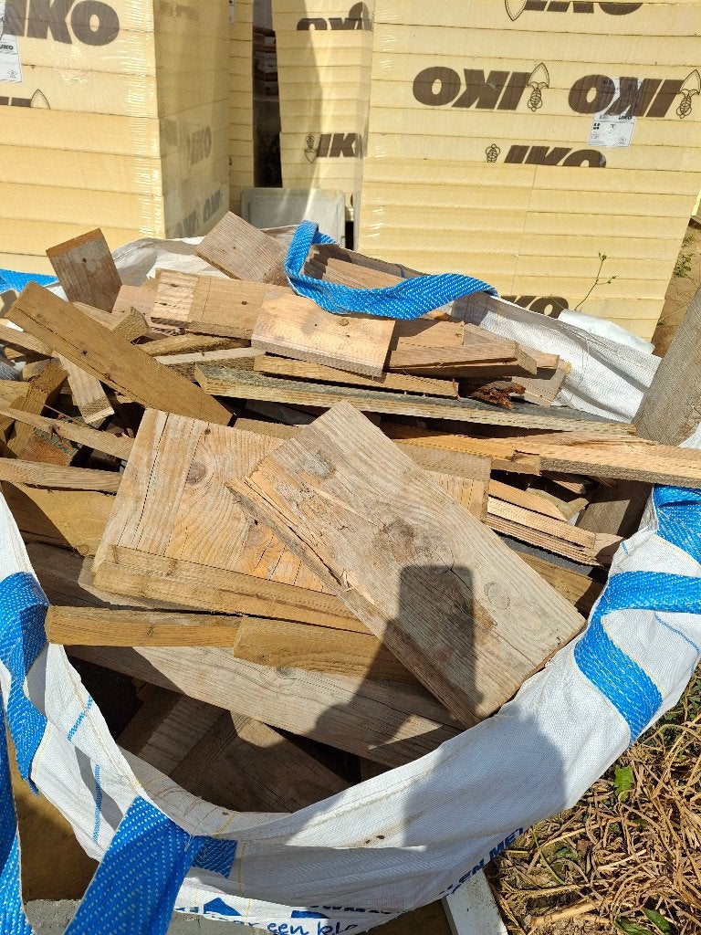 Gratis aanmaakhout / resthout – Rillaar, Tuin en Terras, Brandhout, Minder dan 3 m³, Ophalen, Blokken