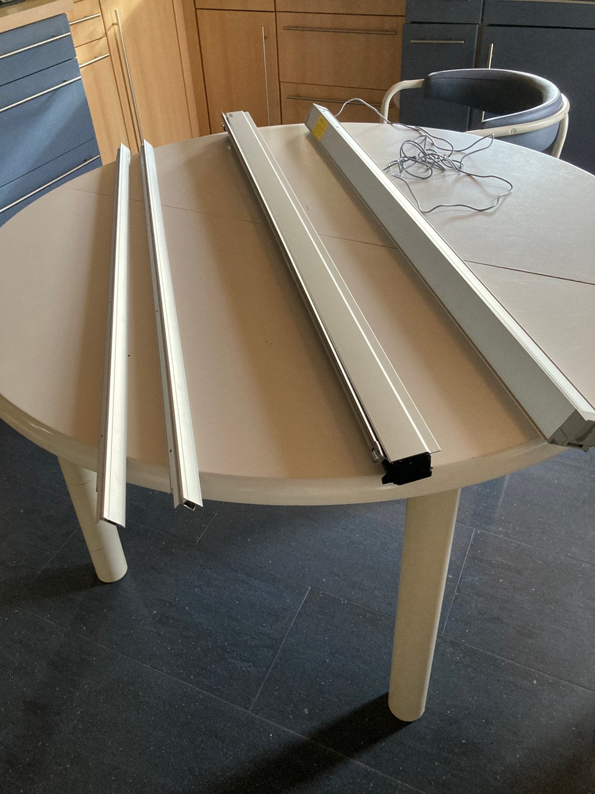 Store intérieur occultant velux bleu marine, Autres marques, Métal, 117 cm, Enlèvement