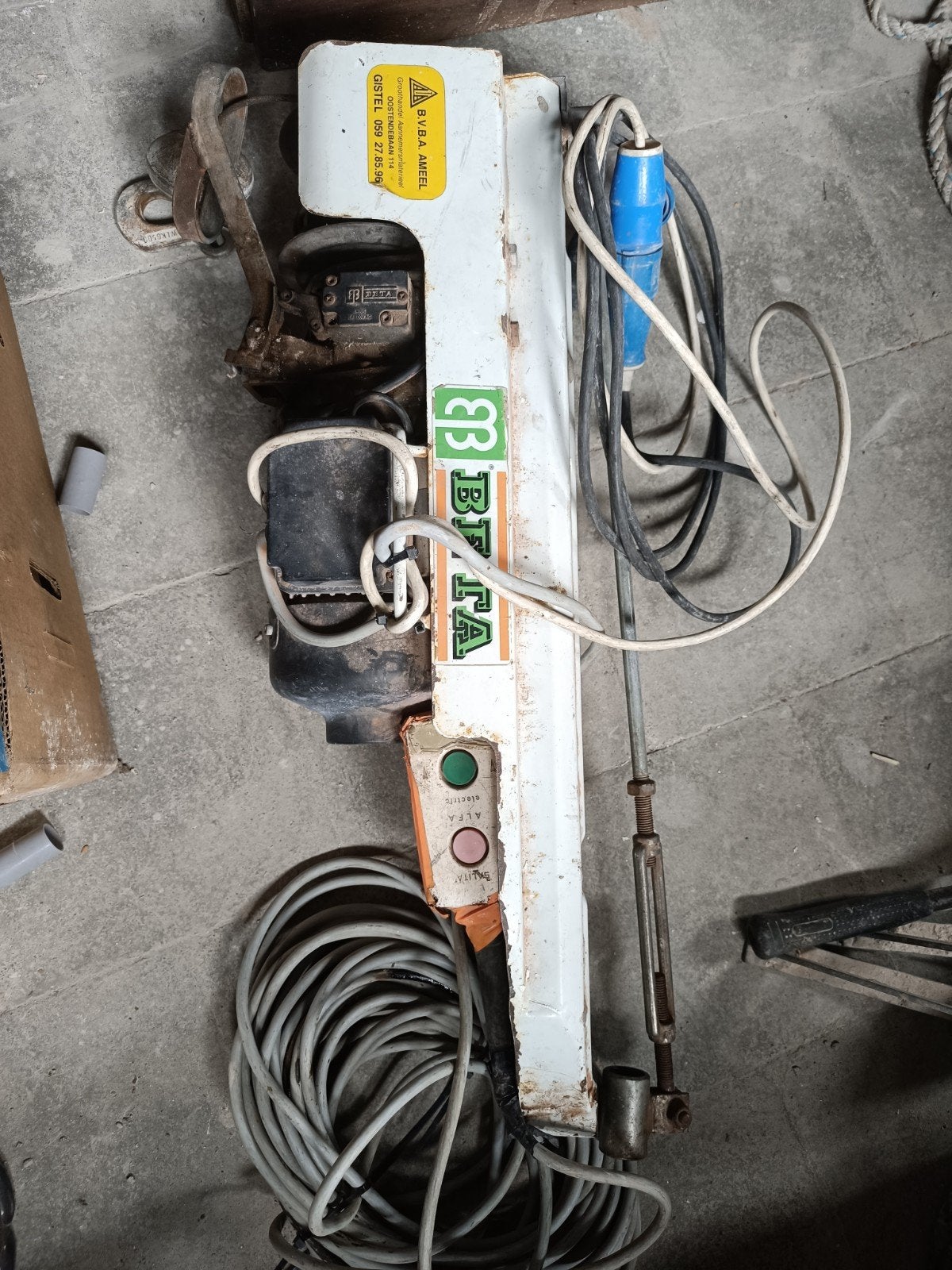 Takel voor stelling 200kg, Ophalen, Gebruikt, Elektrisch