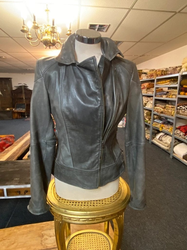 Stoere grijze echt lederen dames jas, Maat 46/48 (XL) of groter, Ophalen of Verzenden, DJT, Grijs
