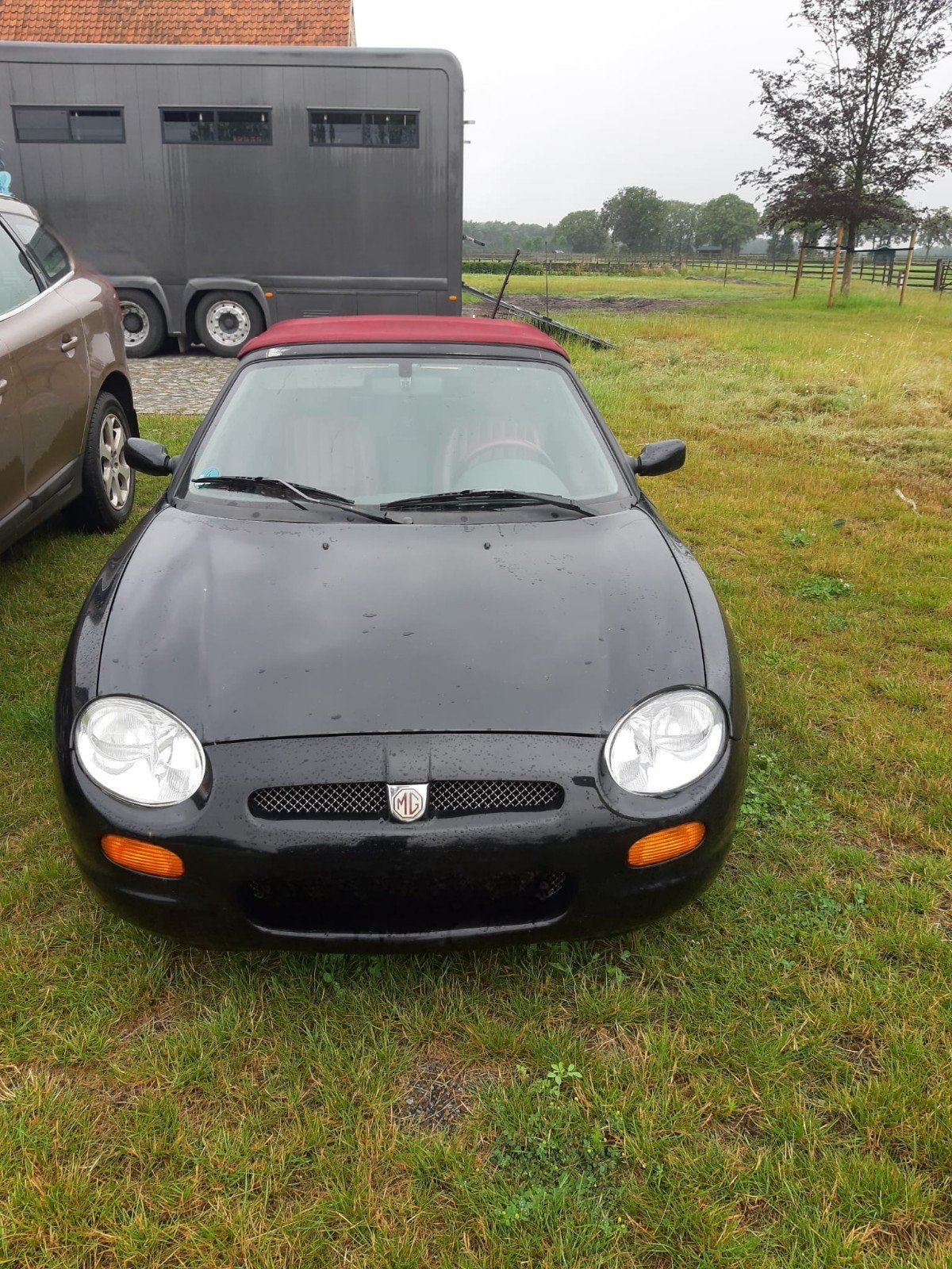 MG F Cabrio 1991 met hardtop, Auto's, MG, Achterwielaandrijving, 4 cilinders, Cabriolet, Zwart