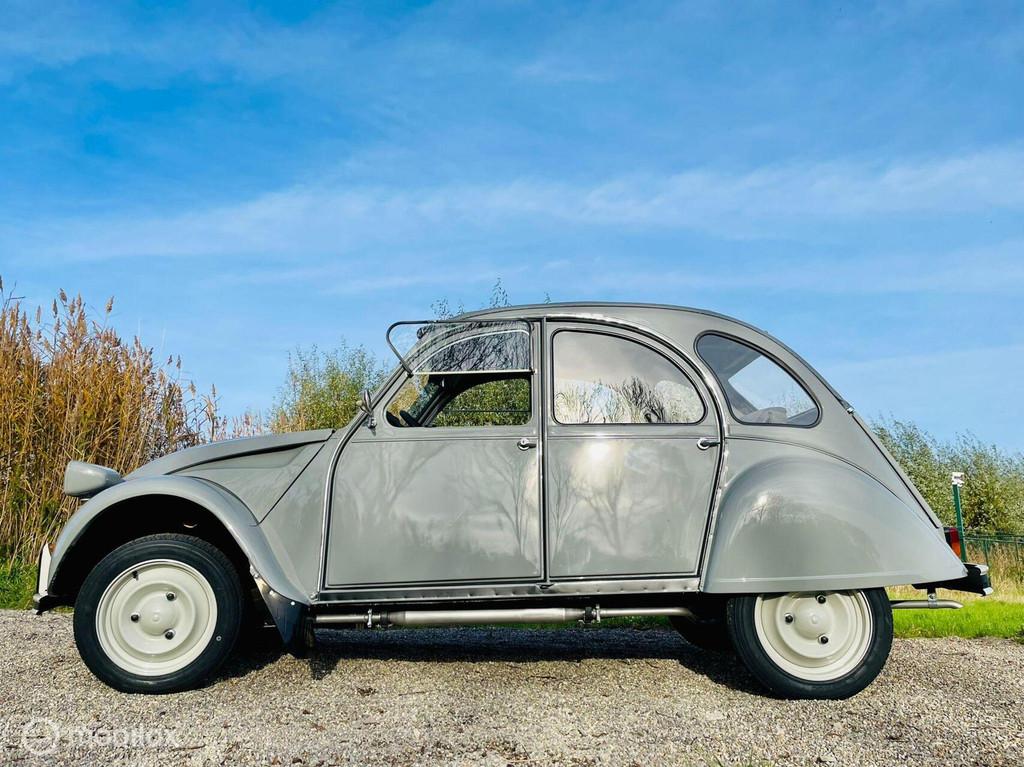 2cv6 Club gris comoran 03-1986 113.325 km | gerestaureerd, Auto's, Voorwielaandrijving, 2CV, Cabriolet, Bedrijf