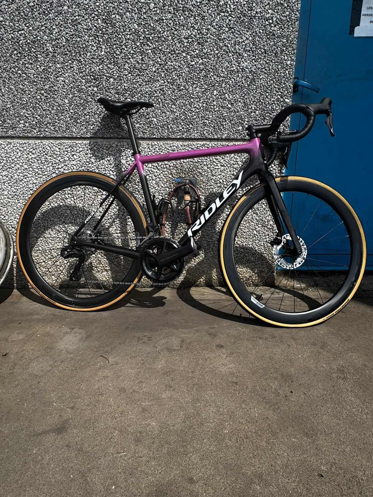 Ridley helium te koop, Enlèvement, Utilisé