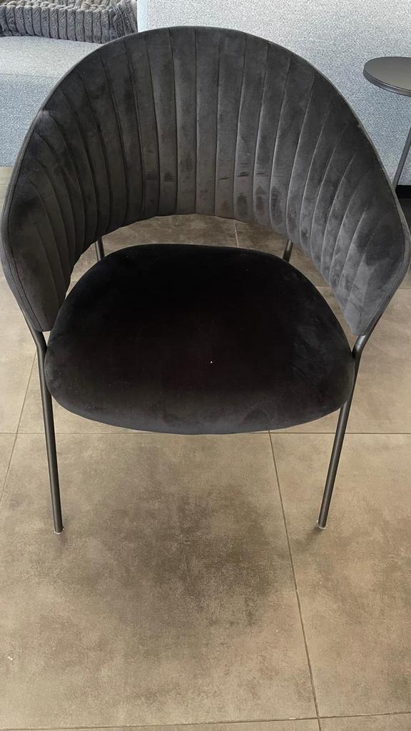 Stoel velvet, Huis en Inrichting, Stoelen, Ophalen, Zo goed als nieuw, Zwart
