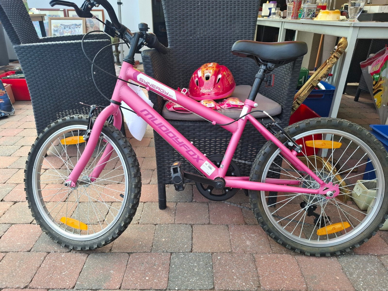 Muddyfox meisjesfiets + helm + elleboog en kniebeschermers, Fietsen en Brommers, Ophalen