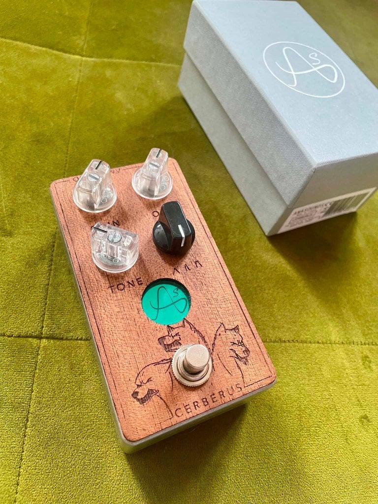 Pédale overdrive Cerberus (Anasounds), Musique & Instruments, Enlèvement ou Envoi, Comme neuf, Distortion, Overdrive ou Fuzz