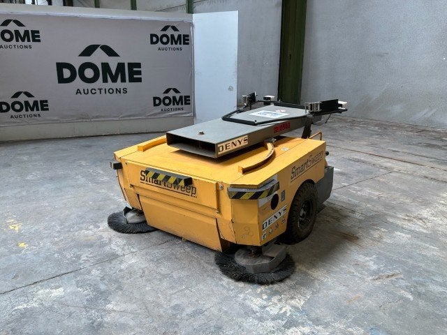 Balayeuse Smart Sweep 140TA2232 2019, Articles professionnels, Machines & Construction | Chariots élévateurs & Transport interne