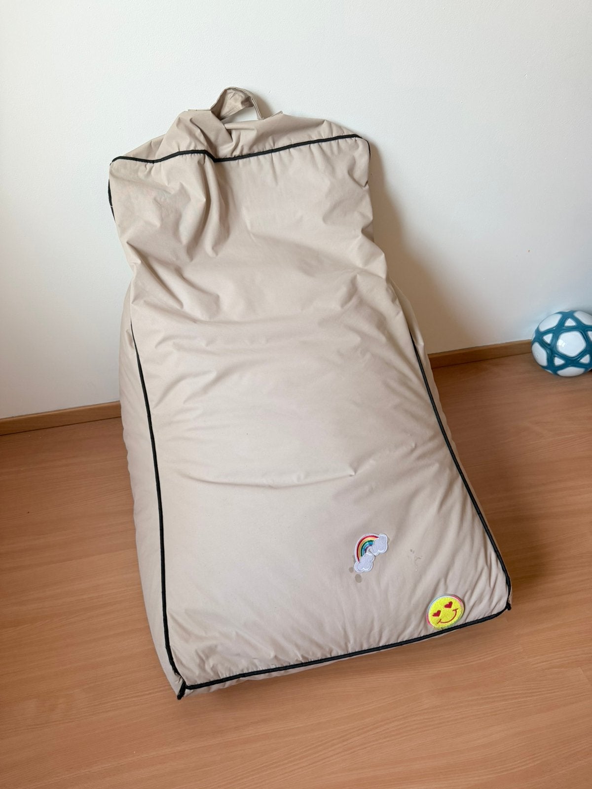 Zitzak, Huis en Inrichting, Zitzakken, Ophalen, Zo goed als nieuw, Beige, Zitzak