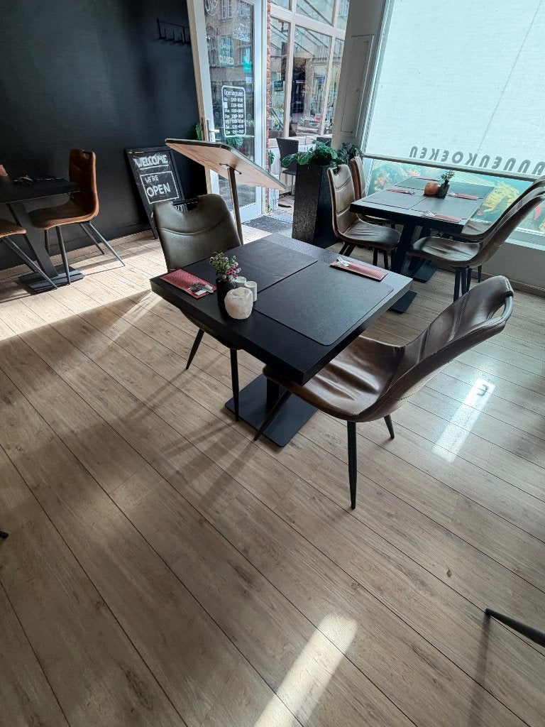 Horecaset: 13 tafels en 21 stoelen, Enlèvement, Utilisé, Mobilier
