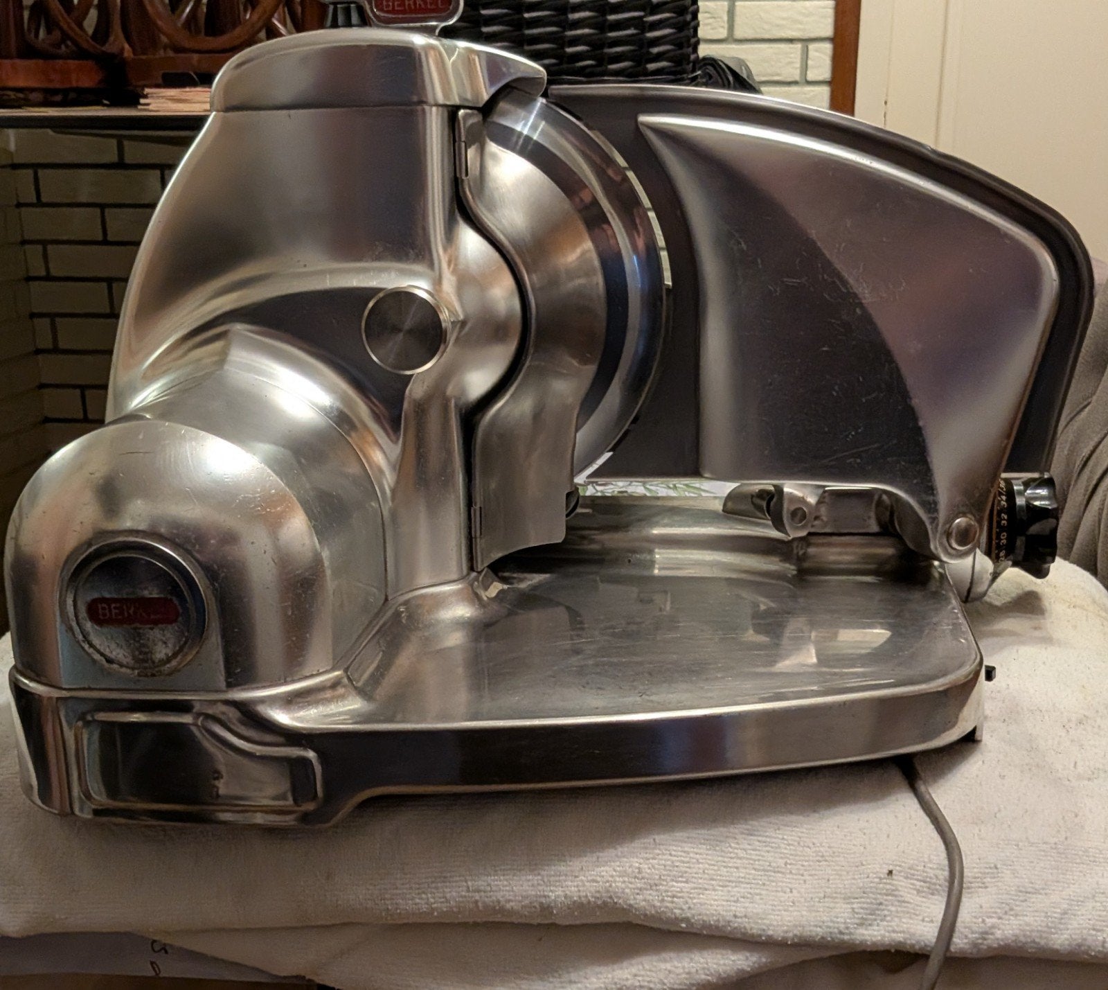Berkel snijmachine 834 rvs was altijd in onderhoud, Ophalen