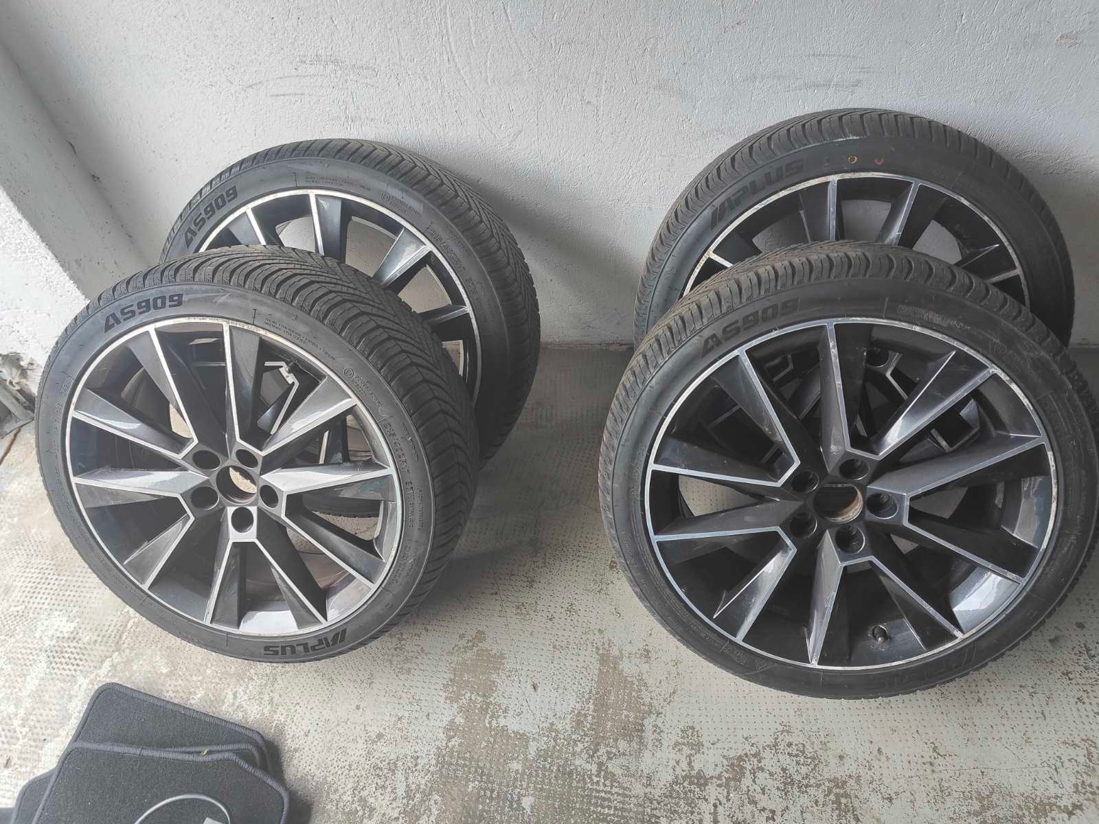 Pneus et jantes Skoda, Autos : Pièces & Accessoires, Enlèvement, Neuf, Pneu(s)