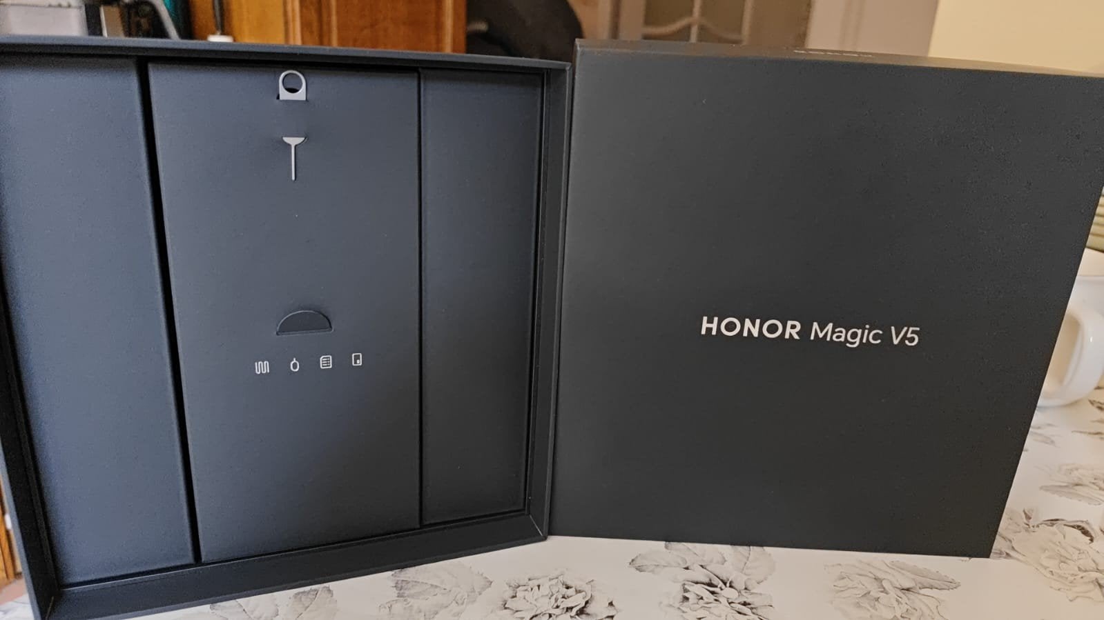 Honor magic v5 comme neuf