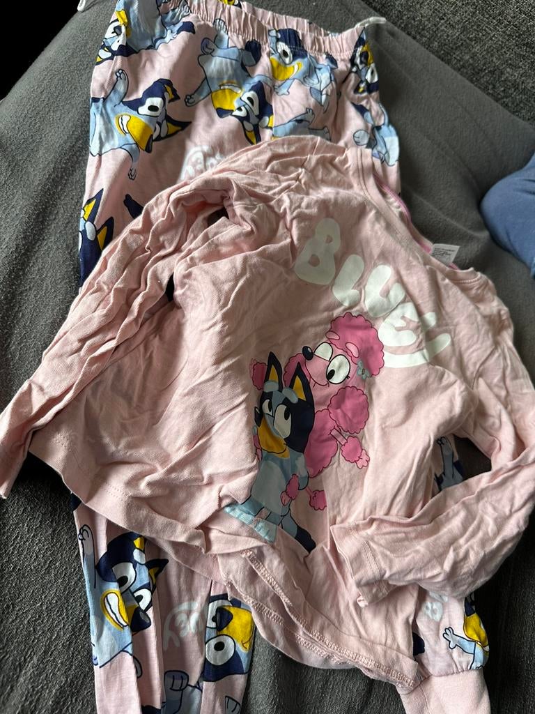 Pyjama Bluey 98/104, Ophalen of Verzenden, Gebruikt, Meisje, Nacht- of Onderkleding
