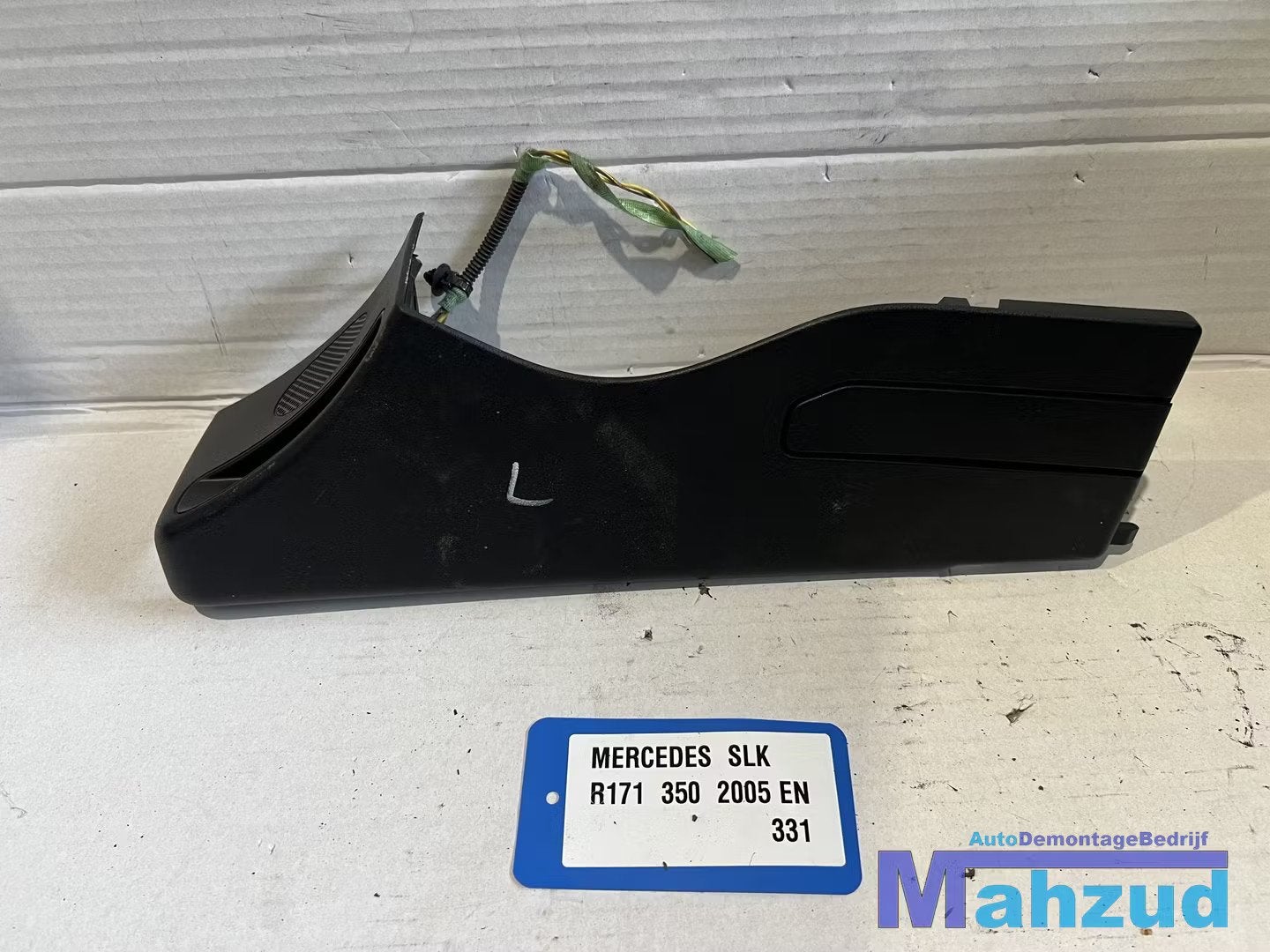 MERCEDES SLK R171 Links afdekkap gordel speaker 2005-2011, Auto-onderdelen, Gebruikt, Mercedes-Benz AG, Mercedes-Benz, Mercedesstrasse 120
70372  Stuttgart, DE