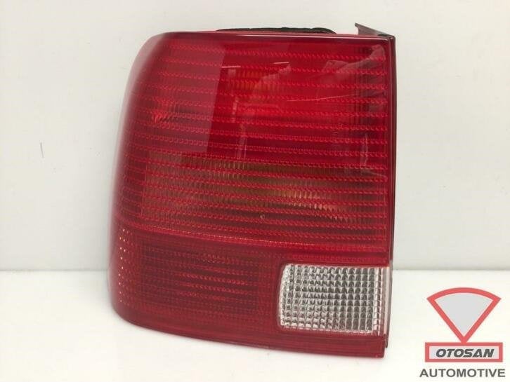 vw passat 1997 2000 feu arri re gauche nouveau! 5836931, Neuf, Volkswagen, Volkswagen AG, Vw@volkswagen.de