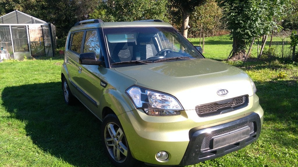 Kia Soul 1.6 diesel, 1200 kg, Volant multifonction, Boîte manuelle, 5 portes