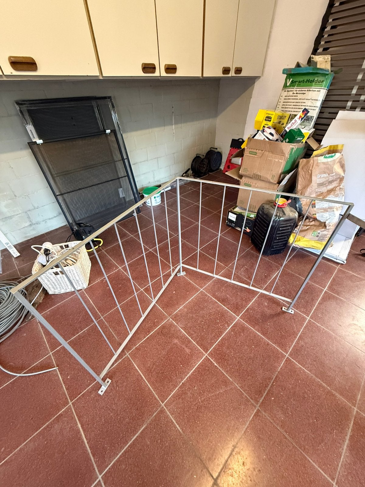Ijzer rekje voor aan de trap, Ophalen, Zo goed als nieuw, IJzer