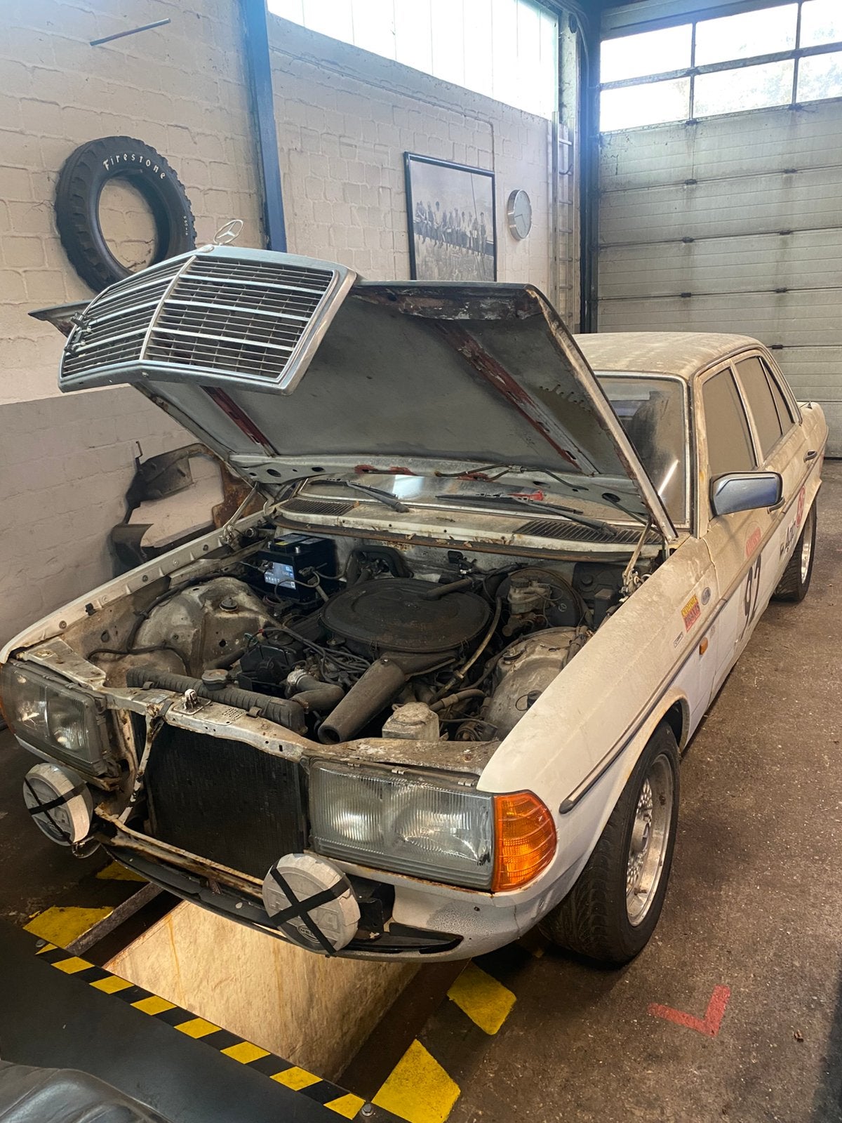 Mercedes W123 230E oldschool, Bedrijf, Automaat, Te koop