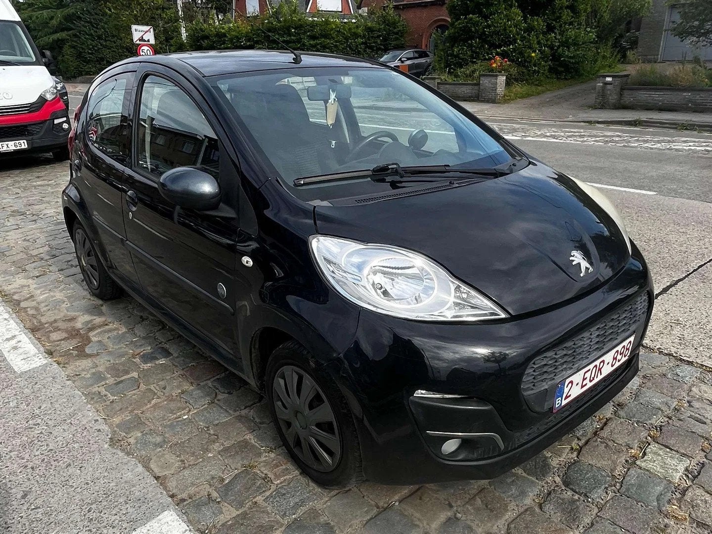 Peugeot 107 107 1.0i Active / AIRCO (bj 2012), 1190 kg, Stof, Zwart, 5 deurs