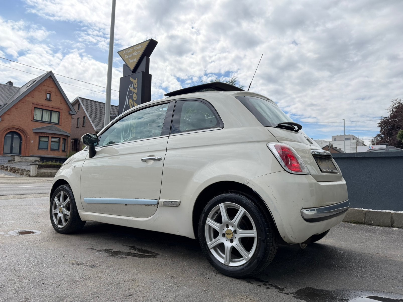 FIAT 500 ESSENCE CUIR TOIT OUVRANT PANO !, Autos, Euro 5, Achat, Boîte manuelle, 1300 cm³
