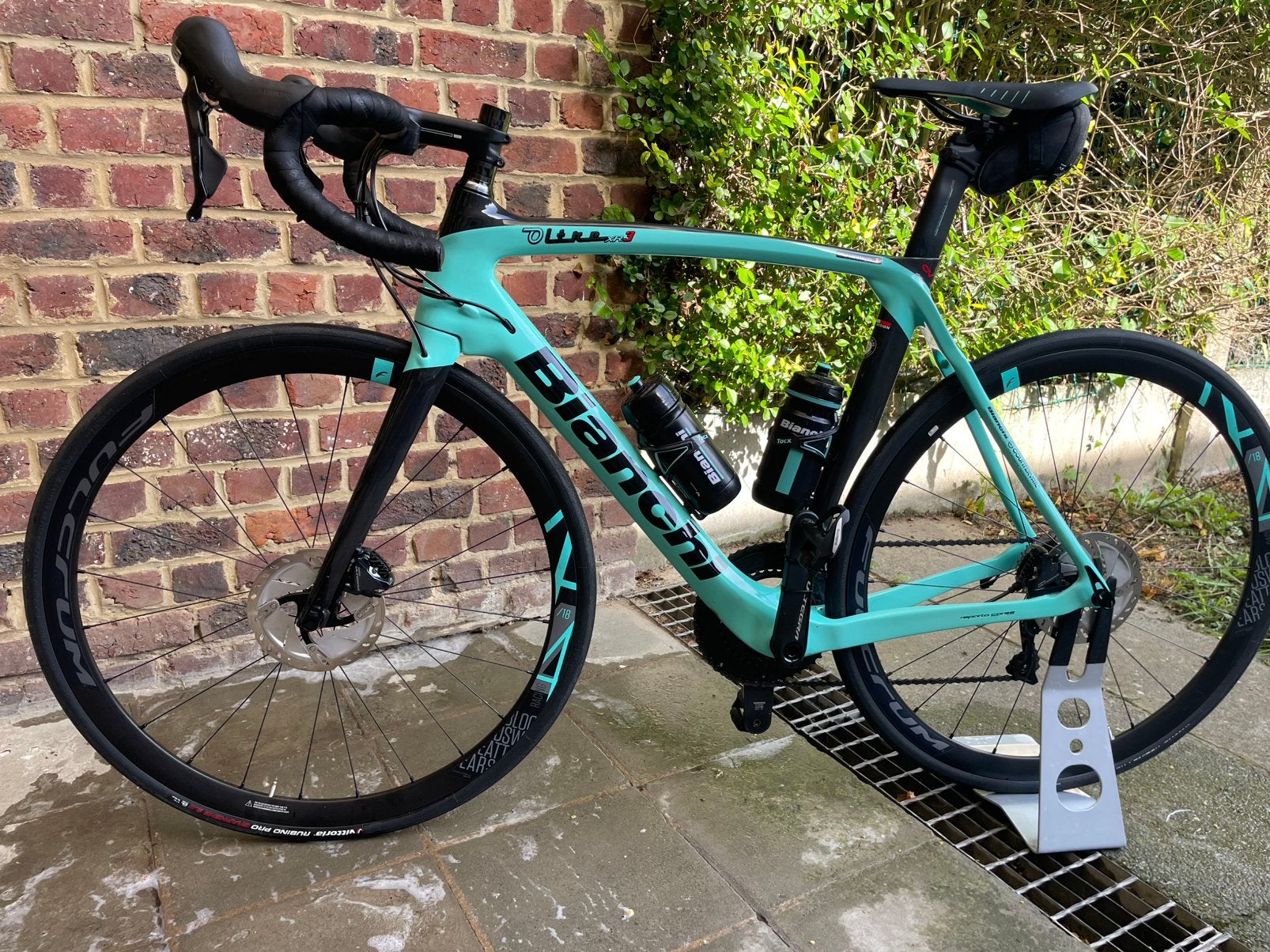 Bianchi Oltre XR3 Disc, Fietsen en Brommers, Ophalen, Zo goed als nieuw, Carbon