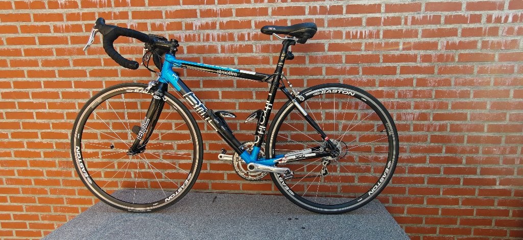 Racefiets - BMC Streetfire SSX01, Fietsen en Brommers, 28 inch, Velgrem, Zo goed als nieuw, 15 tot 20 versnellingen