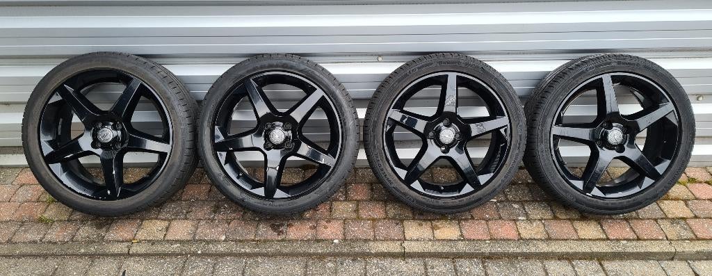 Originele 17" Opel velgen met zomerbanden, Auto-onderdelen, Banden en Velgen, Ophalen, Velg(en), 17 inch, 205 mm