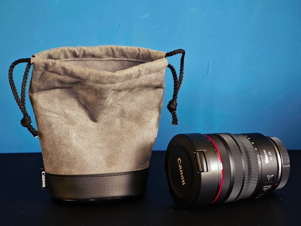 Objectif Canon RF 10-20mm F/4 L IS STM, Enlèvement, Comme neuf, Objectif grand angle, Zoom
