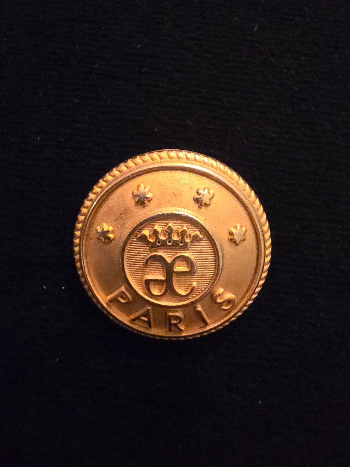 Bouton AE Paris militaire ou officier français uniforme, Collections, Enlèvement ou Envoi