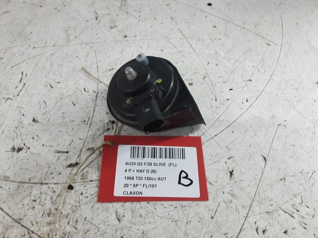 CLAXON Audi Q3 (F3B) (01-2018/06-2021) (5QO951221D), Gebruikt, Mevr. I. Hauben, Audi, Rue de l'Espoir 34 34
4030  GRIVEGNÉE, BE