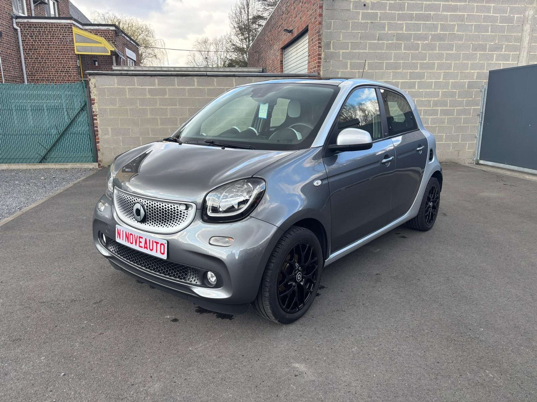 Smart Forfour 1.0i Passion*PANO BLUETH PARKSENSOR CRUISE, Auto's, Voorwielaandrijving, 4 zetels, Stof, Gebruikt