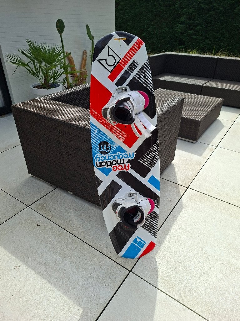 Wakeboard, Watersport en Boten, Wakeboarden, Ophalen, Zo goed als nieuw, Board en Schoenen