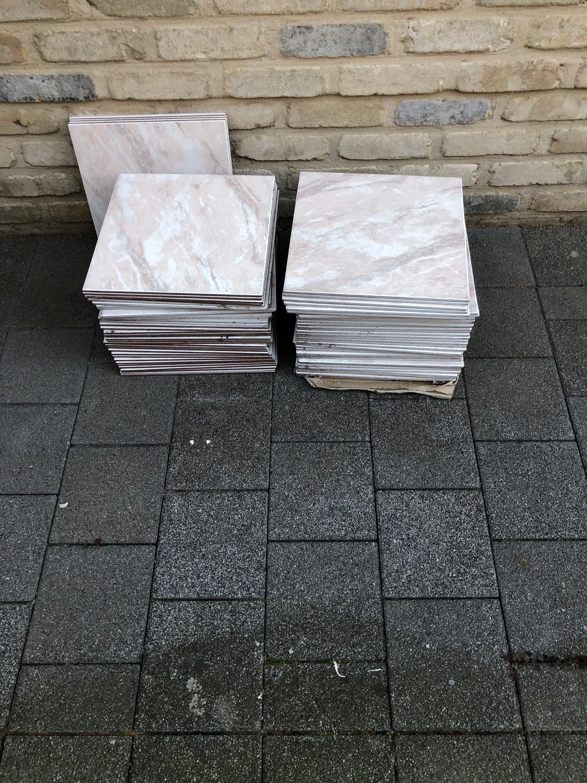 Tegels 33x33  gratis, Doe-het-zelf en Bouw, Ophalen, Zo goed als nieuw