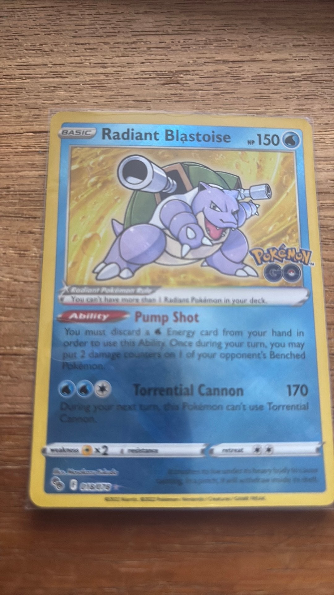 Radiant blastoise, Ophalen of Verzenden, Zo goed als nieuw