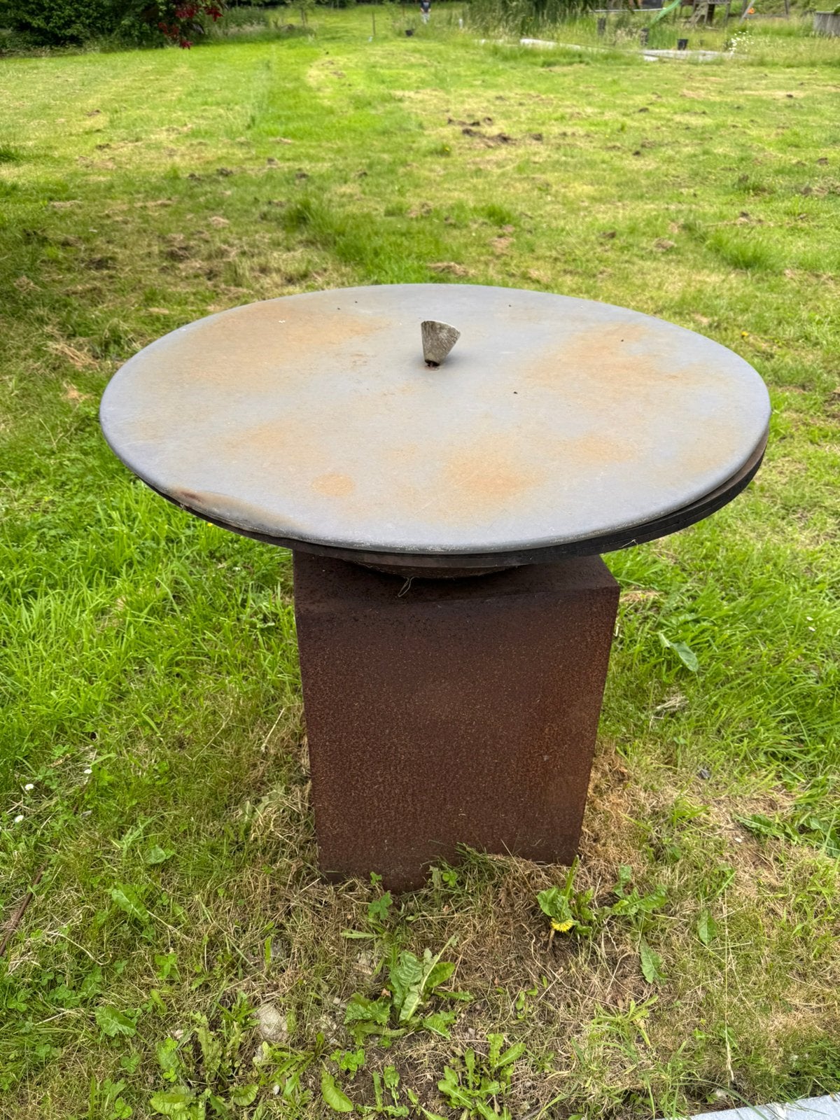 Ofyr diam 100 avec tous ses accessoires et meuble de boucher, Jardin & Terrasse, Barbecues au charbon de bois, Utilisé, Enlèvement
