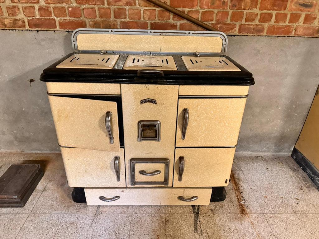 Poêle ancien, Enlèvement, Utilisé