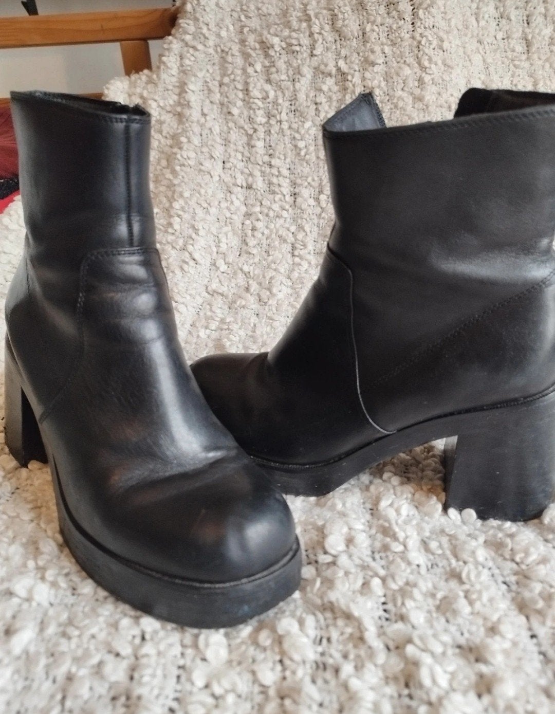 Magnifiques bottes compensés hauts talons en cuire, Vêtements | Femmes, Vêtements Femmes Autre, Enlèvement