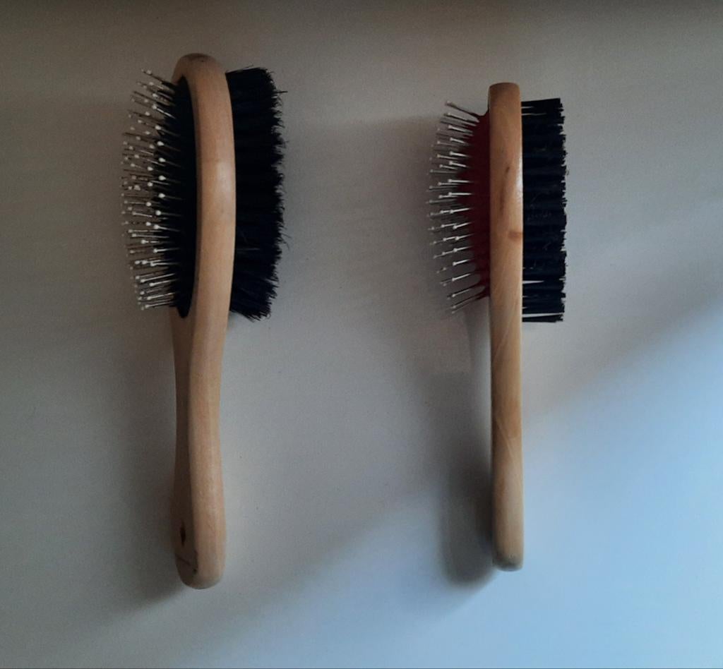Pinceaux à double face, Enlèvement ou Envoi, Comme neuf, Peigne ou Brosse