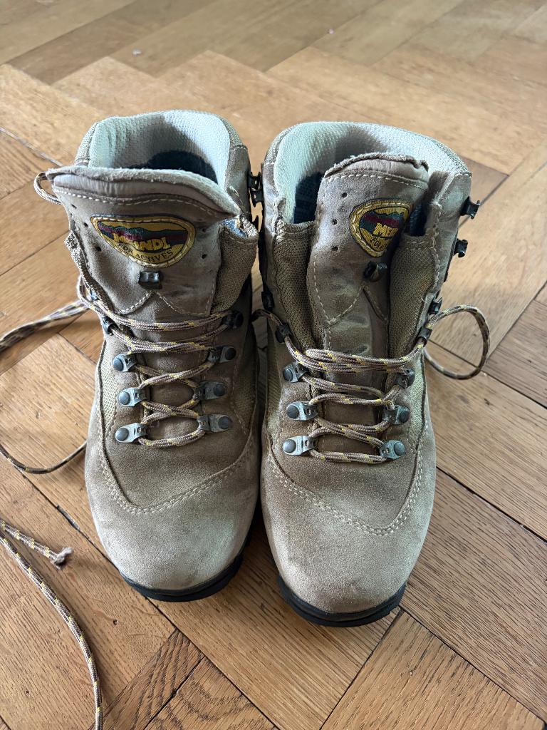 Meindl wandelschoenen dames AB - maat 39, Sport en Fitness, Ophalen, Zo goed als nieuw, Schoenen