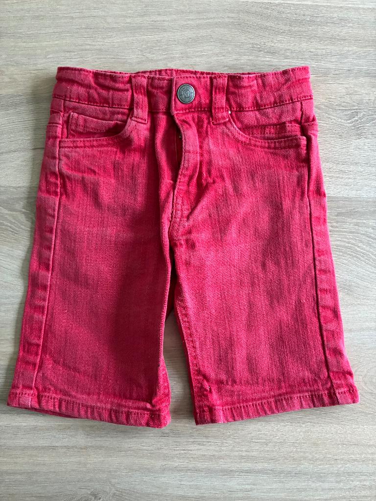 Rode Orchestra short + Mickey shirt zonder mouwen (5j), Kinderen en Baby's, Kinderkleding | Maat 116, Ophalen, Gebruikt, Setje