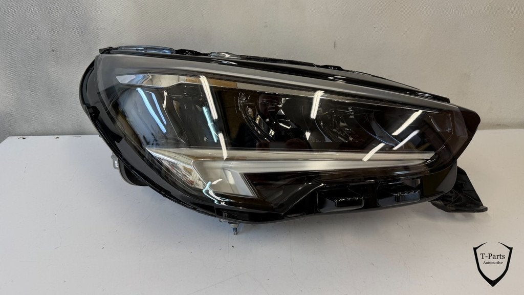 Phare droit Opel Corsa F 9829522580, Autos : Pièces & Accessoires, Éclairage, Opel Automobile GmbH, Opel, Bahnhofsplatz 1
65423  Russelsheim am Main, DE