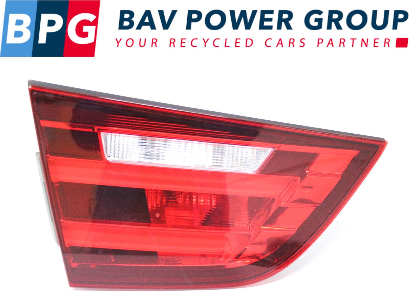 PANNEAU ARRIÈRE GAUCHE AVEC LAMPE BMW (63217286033), Utilisé, BMW, Petuelring 130
80809  München, DE, Bayerische Motoren Werke AG