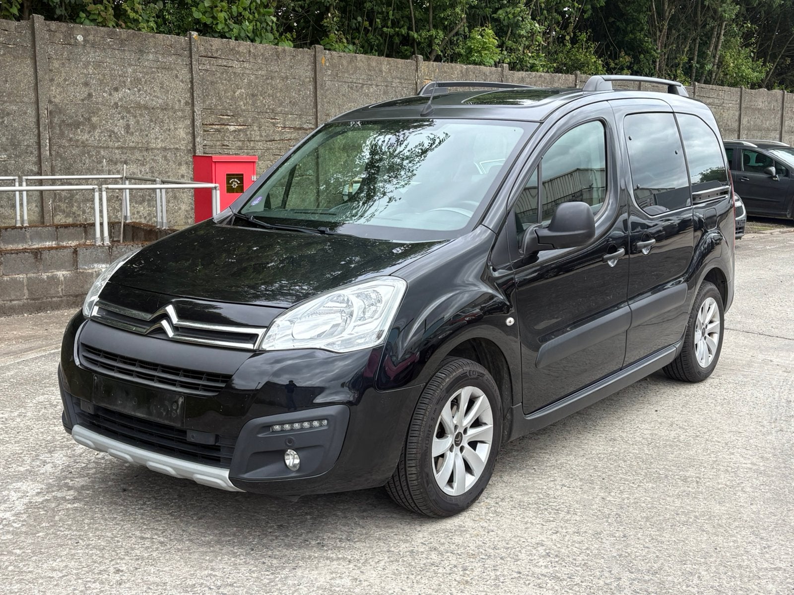CITROËN BERLINGO 1.2i 2018 /MULTISPACE, Achat, Euro 6, Boîte manuelle, 5 portes