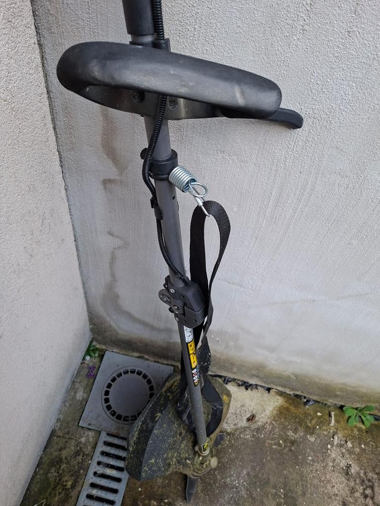 Débroussailleuse Ryobi RBC 1226I, Enlèvement