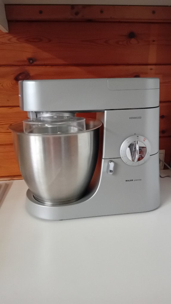 Kenwood keukenrobot, Elektronische apparatuur, Keukenmixers, 4 liter of meer, Ophalen, Zo goed als nieuw, 3 snelheden of meer