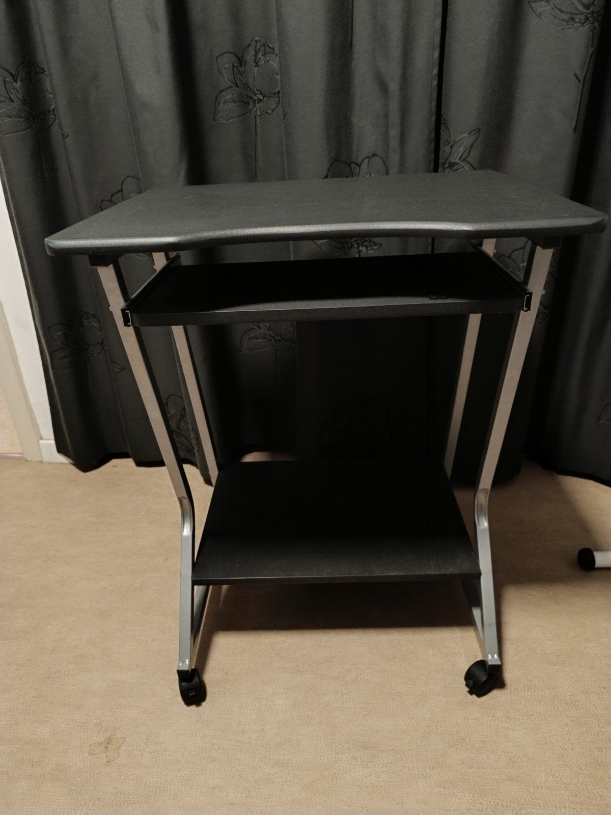 Pc tafel, Ophalen