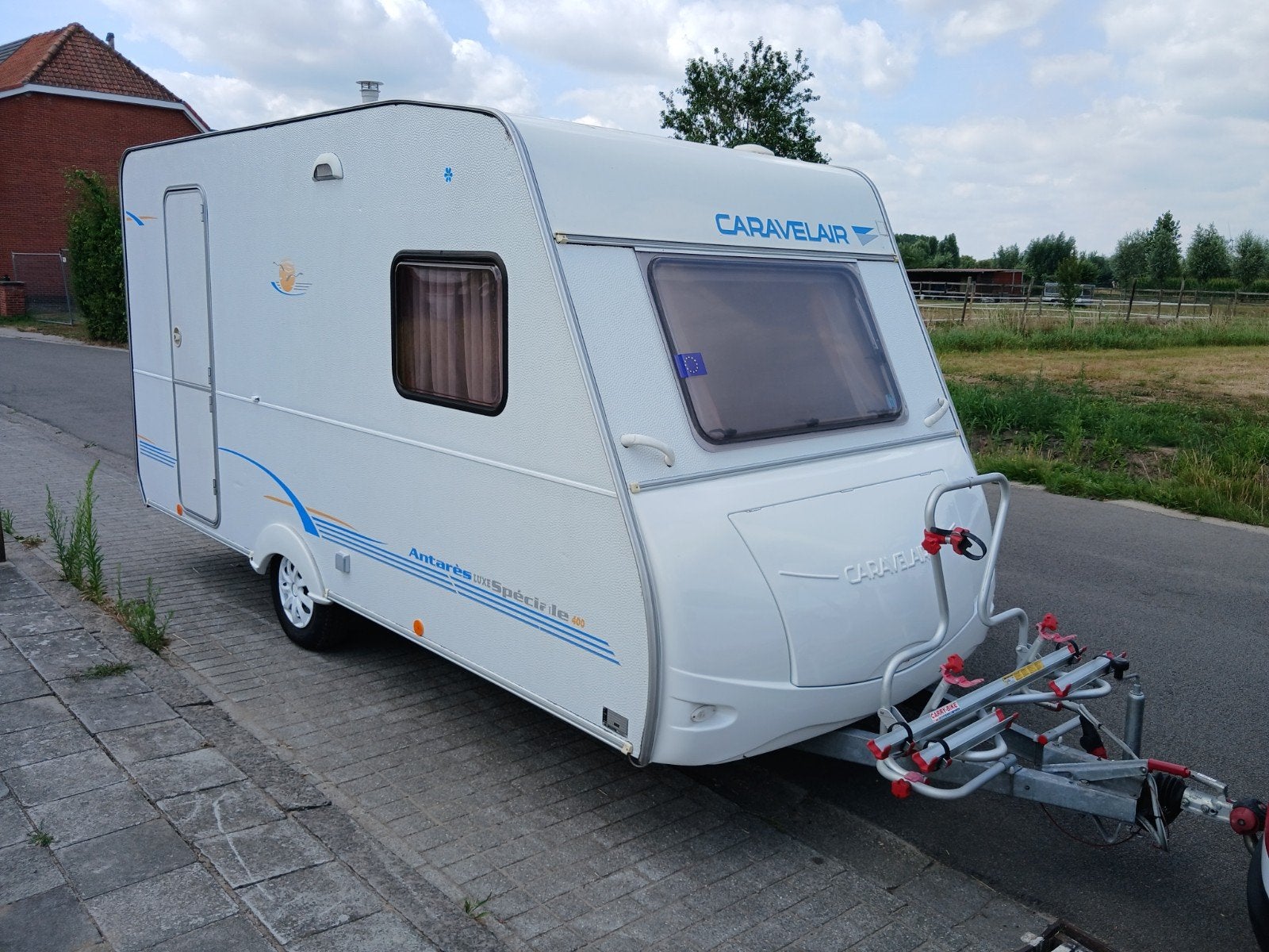 Caravan Caravelair 400 met voortent en luifel, Particulier, Hefbed, Caravelair, Tot en met 4