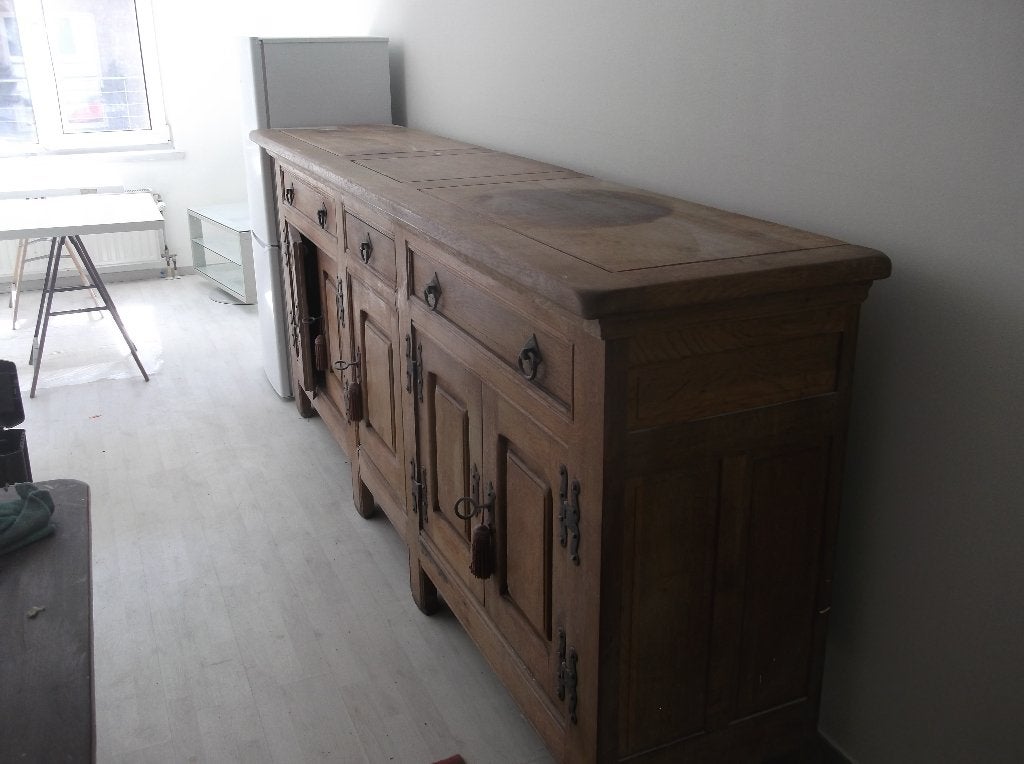 eiken kast, Ophalen
