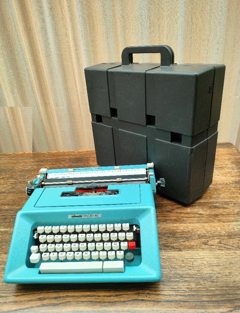 Typemachine OLIVETTI STUDIO 46. Geschikt voor A3 & A4 papier, Enlèvement, Utilisé, Art et Création