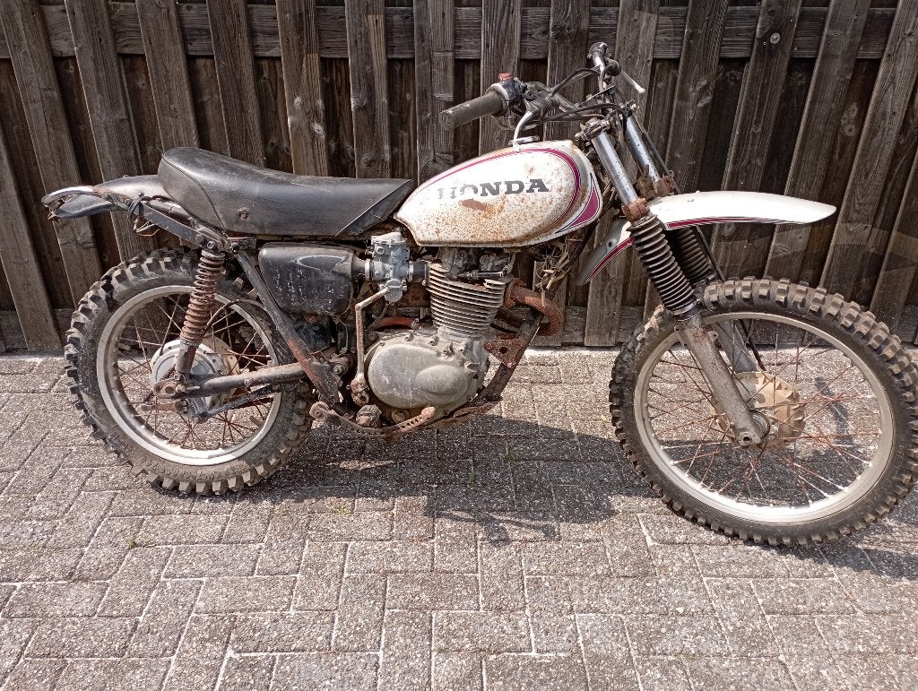 HONDA MOTOSPORT 250 MET PAPIEREN, Motoren, 250 cc, Gebruikt, Enduro, 1 cilinder